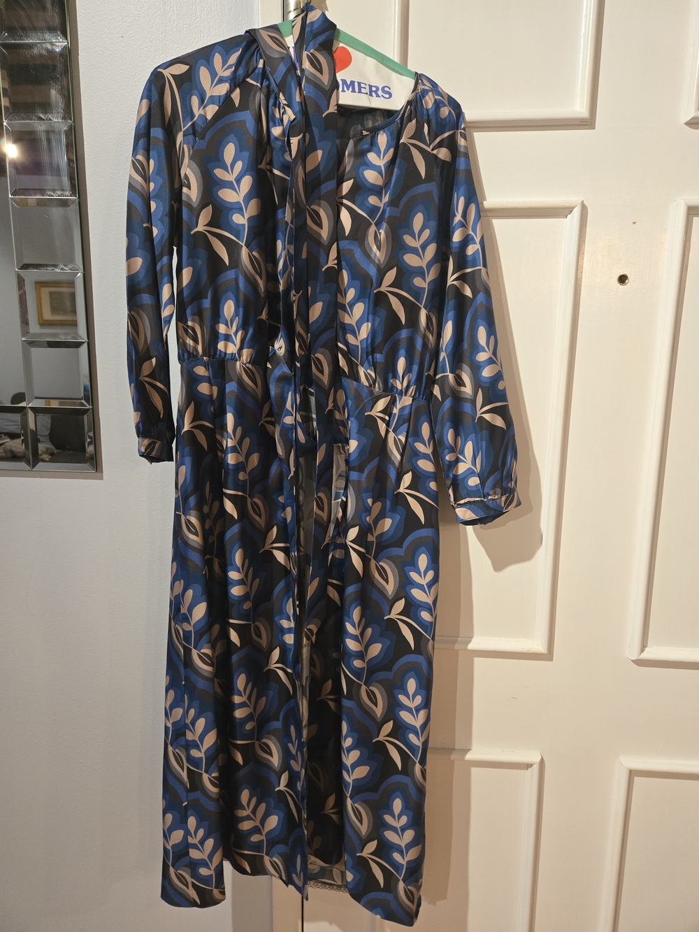 J. McLaughlin Blue and Cream Floral Kids Pajama Robe
